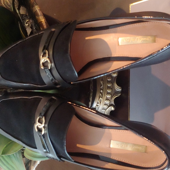 COPY - Shoe - Picture 2 of 6